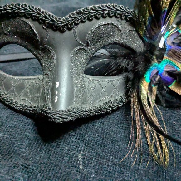 MASQUERADE MASK - MULTIPLE SIZE AND COLORS AND DESIGNES - Picture 11 of 15
